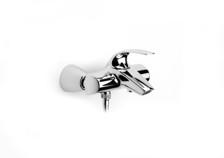 Bath-shower mixer with diverter