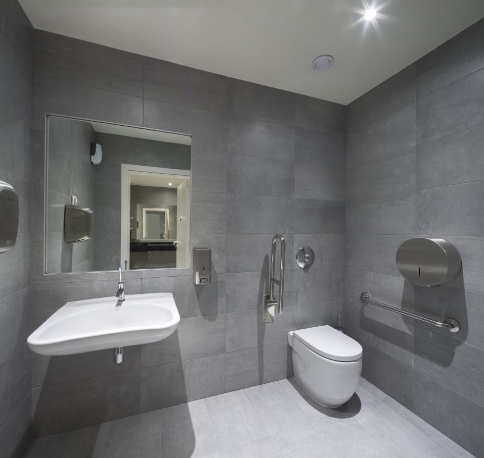 It was with this philosophy that the discreet under countertop basins Neo Selene were selected, as well as the efficiency of the Instant self-closing faucets. The refurbishment was completed with the versatile Meridian WCs and the accessories from the Access collection, fundamental to facilitate access to the bathroom to people with reduced mobility. Equipping one of Barcelona’s most visited cultural infrastructures requires assuring the best service and maximum durability and efficiency. The combination of bathroom solutions with elegant designs such as under countertop basins is proof of the attention to detail in a project destined to provide service to one of the most emblematic buildings in Barcelona.4