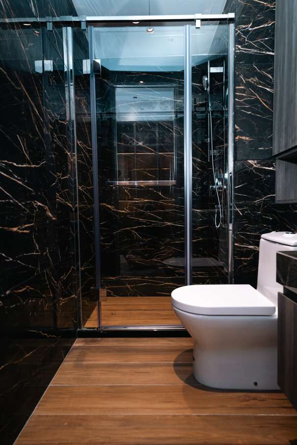 The Roca products featured in the bathrooms and kitchens of all residences perfectly complement the Tower’s affluent style. The elegant shape of the Roca WC collections including the Nexo, Meridian-N wall-hung WC and the Gap wall-hung WC, with soft-closing seat and cover, were the ideal solution in the bathroom spaces. To create a luxurious shower experience, Roca provided the round Rainsense overhead shower and the Stella hand-shower, with some residences featuring the voluminous Virginia bath. Sophisticated design elements including over countertop basins including the Inspira Fineceramic® and the Roca Bol basin further enhanced the interior design of every home.18