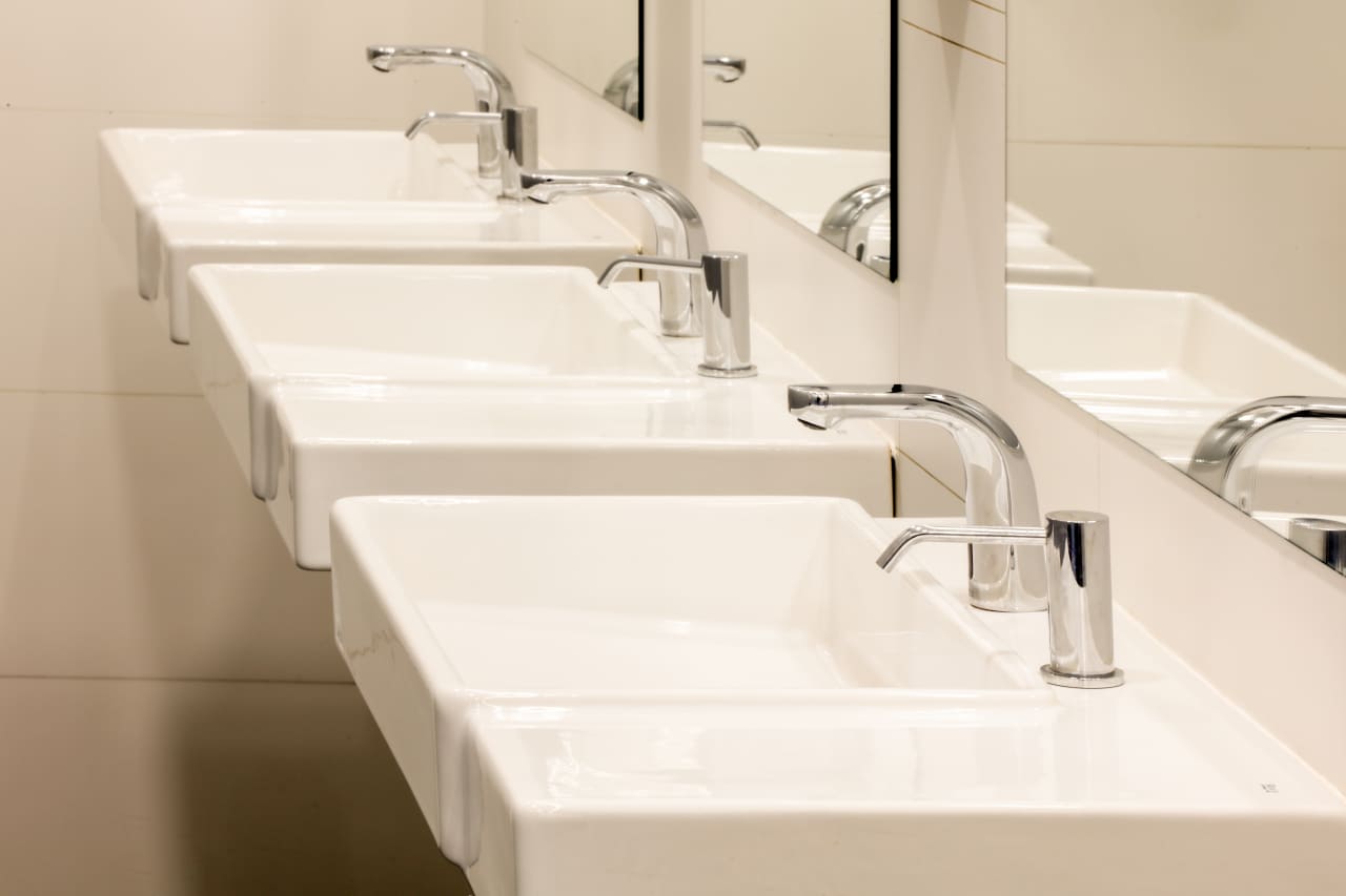 To update the bathrooms for contemporary demands while adhering to the integrity of the building, the products selected need to convey the modern ideals of its architecture and be accessible and inclusive. The linear and structural design of the wall-hung basins and the soft curves and stacked volumes of the Roca Rimless® wall-hung WC evoke timeless simplicity and the modernist ideals of Sert’s building. To accommodate all users, the Access collection was another essential product added into the bathrooms, including the Access WC seat and cover, comfort tilting mirror, grab bars and folding shower seat. The inclusion of public wall-mounted towel dispensers and waste bins enhanced the functionality of the space.16