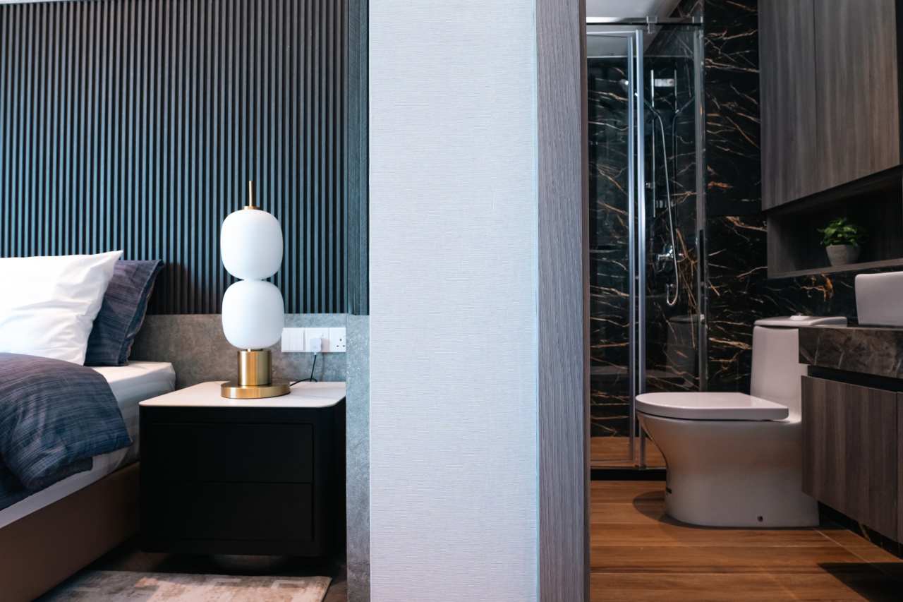 The Roca products featured in the bathrooms and kitchens of all residences perfectly complement the Tower’s affluent style. The elegant shape of the Roca WC collections including the Nexo, Meridian-N wall-hung WC and the Gap wall-hung WC, with soft-closing seat and cover, were the ideal solution in the bathroom spaces. To create a luxurious shower experience, Roca provided the round Rainsense overhead shower and the Stella hand-shower, with some residences featuring the voluminous Virginia bath. Sophisticated design elements including over countertop basins including the Inspira Fineceramic® and the Roca Bol basin further enhanced the interior design of every home.2