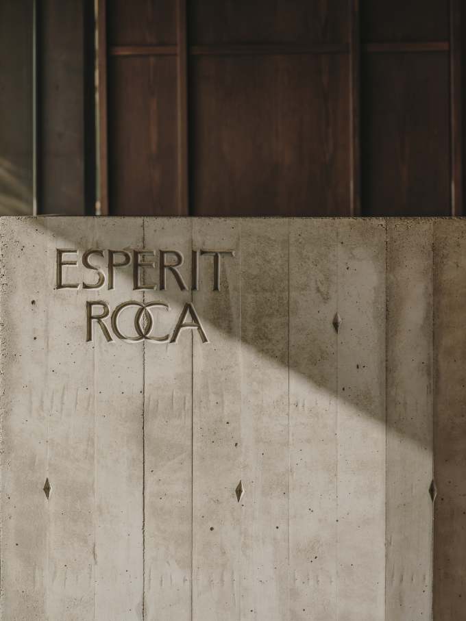 Carulla’s design for the property’s restaurant, Esperit Roca, embraces soft, muted earth-tones with concrete walls, stone accents and warm lighting to create a space that evokes an understated sophistication and a welcoming atmosphere. In the bathrooms, they selected the Tura Roca Rimless® wall-hung WC, designed by Carulla, for a cohesive aesthetic. Like the restaurant itself, the sculptural design of the WC is inspired by the Mediterranean landscape of the region. They also selected the Loft electronic mixer, which integrates naturally into a rough-hewn stone basin. The almost industrial form of the faucet complements the rawness of the stone and darkened space, while the electronic technology provides water efficiency and simplicity.2