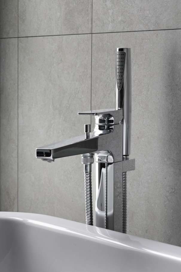 The hotel’s modern and minimalist bathrooms feature Roca solutions. Rainsense and Raindream showerheads add a touch of pampering, while the soft, rounded edges of the Meridian WCs, Element baths and The Gap basins evoke a connection with nature. In the public areas, Mural urinals and Inspira basins provide functionality and reinforce the hotel’s commitment to modern design and luxury.19