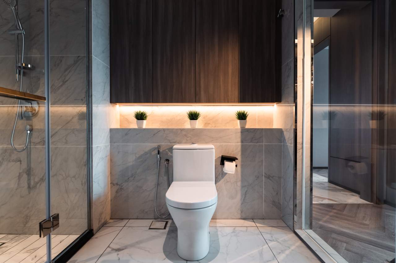 The Roca products featured in the bathrooms and kitchens of all residences perfectly complement the Tower’s affluent style. The elegant shape of the Roca WC collections including the Nexo, Meridian-N wall-hung WC and the Gap wall-hung WC, with soft-closing seat and cover, were the ideal solution in the bathroom spaces. To create a luxurious shower experience, Roca provided the round Rainsense overhead shower and the Stella hand-shower, with some residences featuring the voluminous Virginia bath. Sophisticated design elements including over countertop basins including the Inspira Fineceramic® and the Roca Bol basin further enhanced the interior design of every home.22