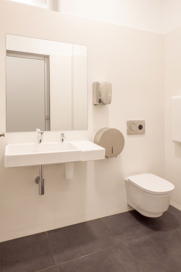 To update the bathrooms for contemporary demands while adhering to the integrity of the building, the products selected need to convey the modern ideals of its architecture and be accessible and inclusive. The linear and structural design of the wall-hung basins and the soft curves and stacked volumes of the Roca Rimless® wall-hung WC evoke timeless simplicity and the modernist ideals of Sert’s building. To accommodate all users, the Access collection was another essential product added into the bathrooms, including the Access WC seat and cover, comfort tilting mirror, grab bars and folding shower seat. The inclusion of public wall-mounted towel dispensers and waste bins enhanced the functionality of the space.20