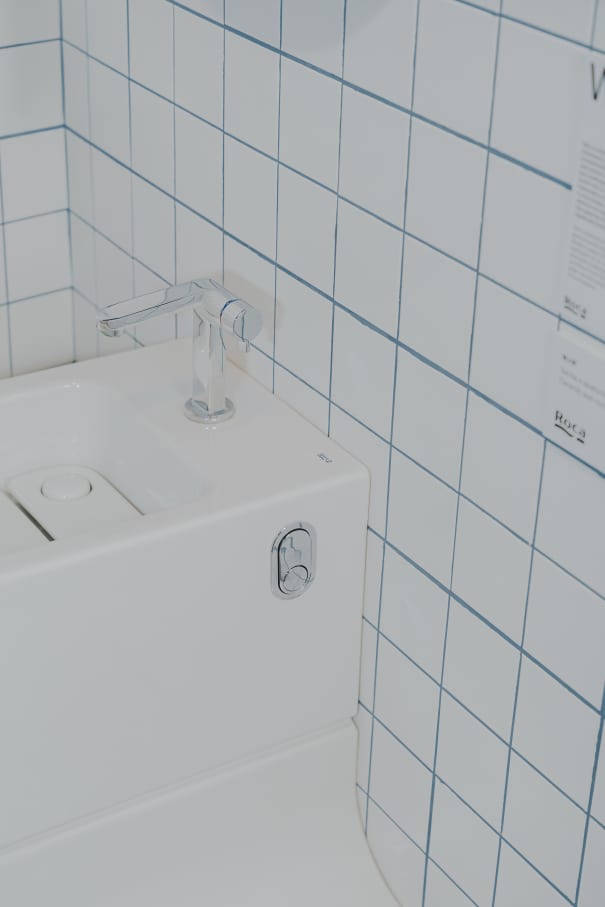 Key to this initiative is the award-winning W+W, an ingenious combination of washbasin and toilet that reduces water consumption by up to 25%. Incorporated into the design is the Single Pro faucet, which features an advanced cartridge that minimises water consumption and reduces CO2 emissions, exemplifying Roca's integration of technology and environmental responsibility. Roca's Proton urinals add to the efficiency with their minimalist design and a touchless flushing system that uses just 0.5 litres per flush. Combined with The Gap wall-hung toilets and PL1 dual flush plates, Roca delivers a seamless blend of functionality and style for public spaces. The Gap Round over countertop basins further enhance the overall aesthetic of the museum’s toilets. Extending its sustainability beyond the toilets, the museum also engages visitors with interactive exhibits that promote environmental awareness and encourage water-saving habits.17
